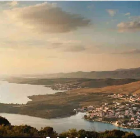 Olive شقة Grebaštica