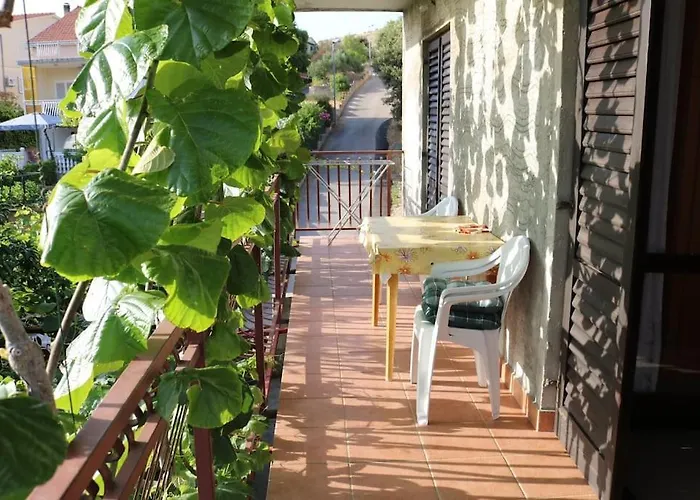 شقة Olive Grebaštica